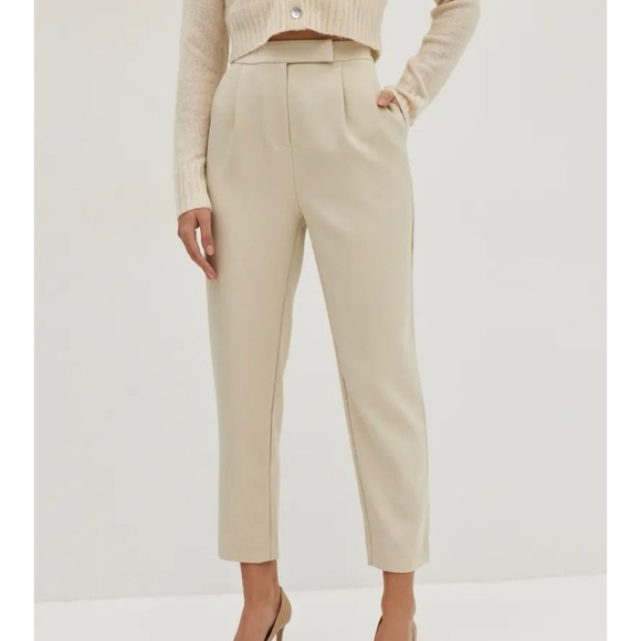 Love Bonito Haidyn Tailored Peg Leg Pants NWT - Picture 2 of 5